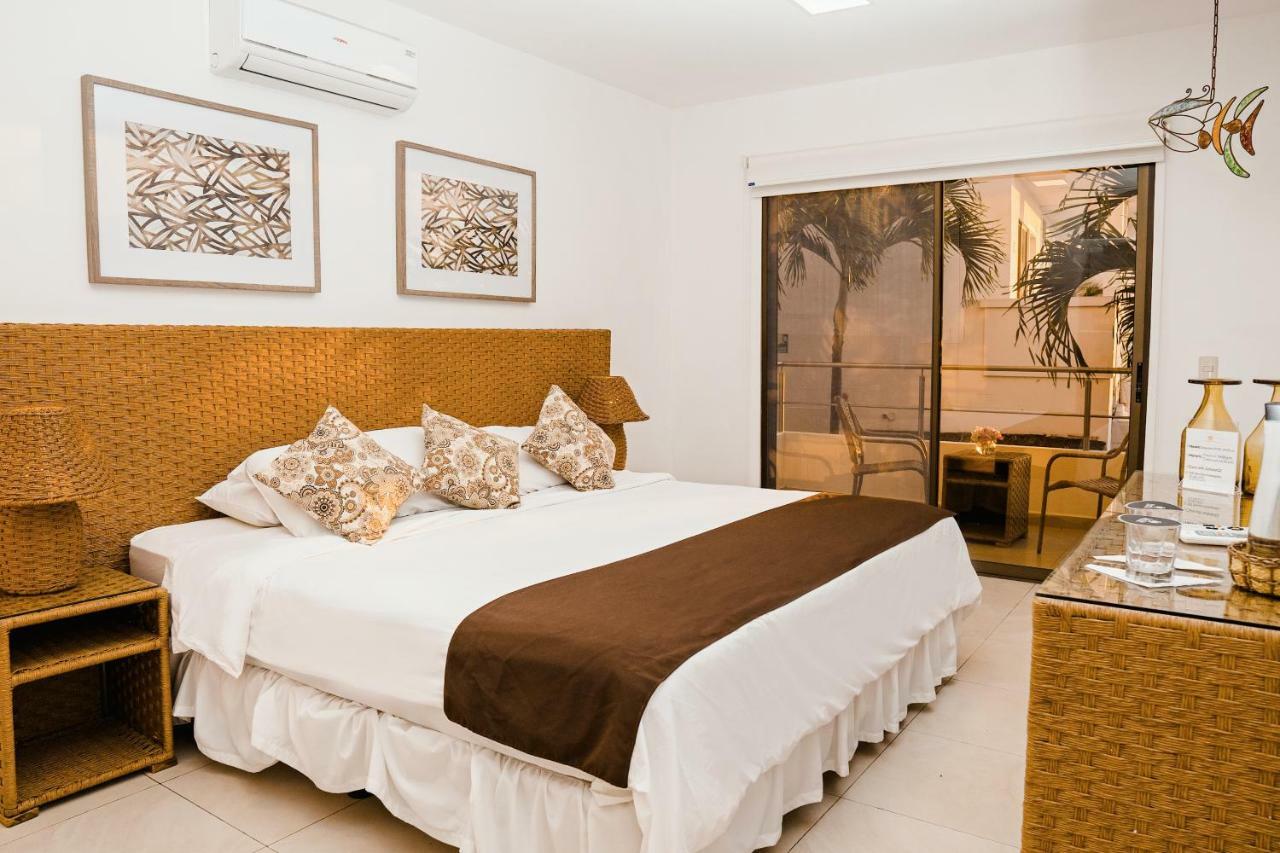 Hotel Vistalmar Manta Kültér fotó